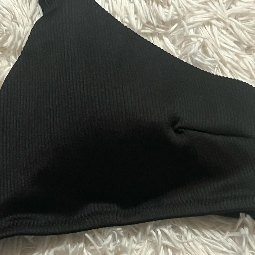 POPVIL Black Strappy Bikini Top size XXL like new - Picture 5 of 10